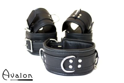 Avalon - EXILE - Cuffs og Collar sett Svart