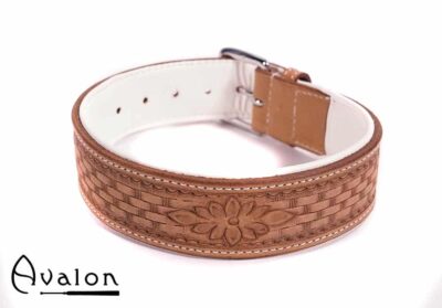 Avalon - JOURNEY - Collar med Nydelig Mønster - Brunt og Hvitt