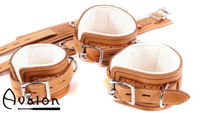 Avalon - LUST - Collar og Cuffs, 5 deler, Brunt og Hvitt